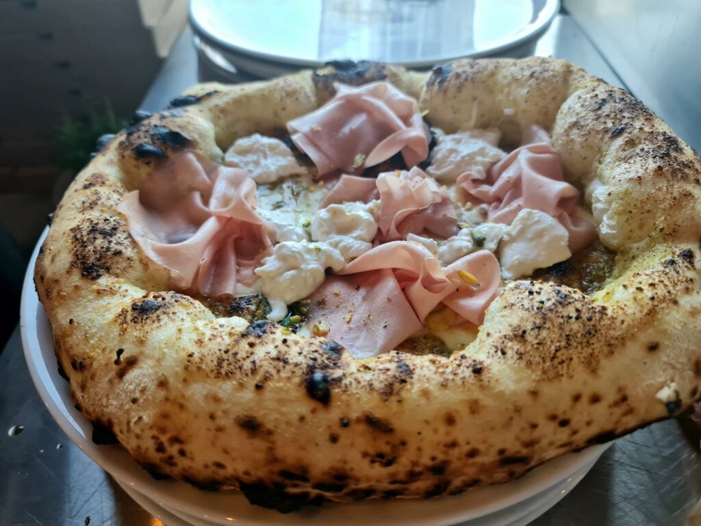 WhatsApp Image 2025-10-20 at 22.06.39 (4)